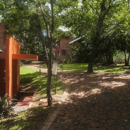 Raices Amambai Lodges بويرتو إجوازو المظهر الخارجي الصورة