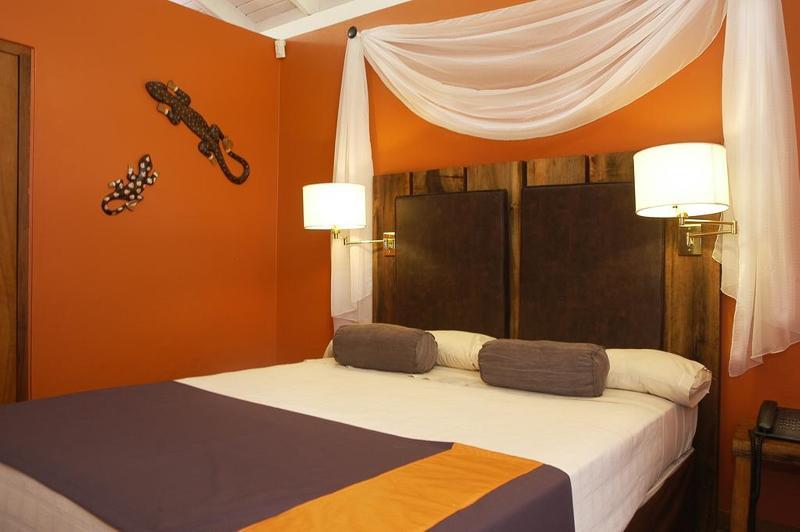 Raices Amambai Lodges بويرتو إجوازو المظهر الخارجي الصورة